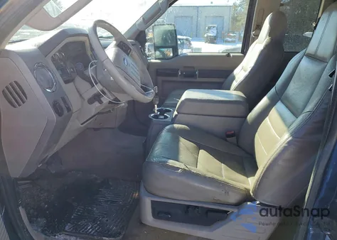 2008 Ford F250 Super Duty z USA, uszkodzony, nr VIN 1FTSX21578EC72666